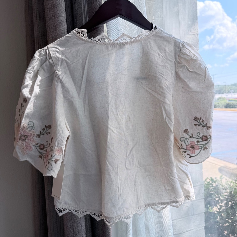 Moon River Embroidered Tie Front Crop Top Linen Blend Floral Scallop Lace Small - Picture 5 of 10